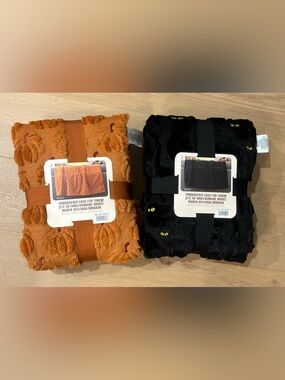 VIRAL TIK TOK COSTCO FAUX FUR HALLOWEEN THROWS - BLACK CAT, PUMPKIN